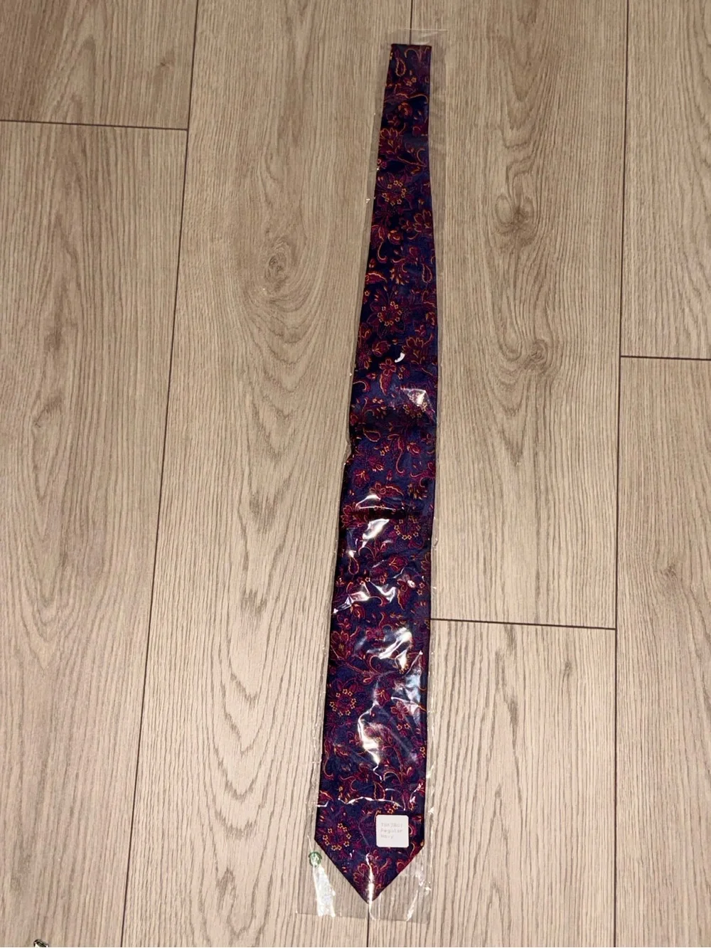 Paul Fredrick Mens Regular Navy paisley Handmade 100% Italian silk ties NWOT